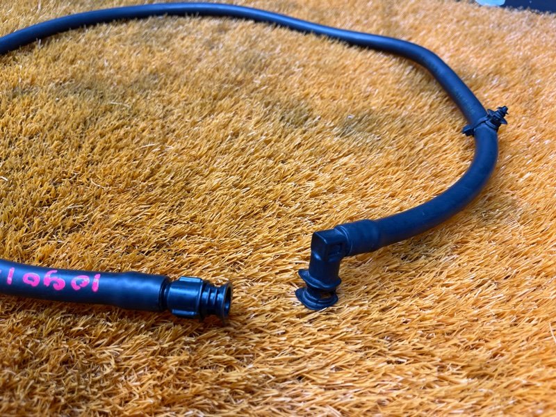 Шланг омывателя фар, 1000 рублей, Красноярск