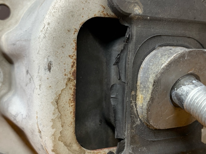 подушка двигателя, 2000 рублей, Красноярск