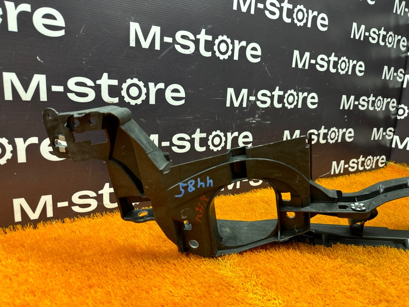 крепление крыла, 2000 рублей, Красноярск