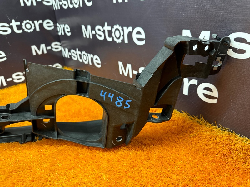 крепление крыла, 2000 рублей, Красноярск