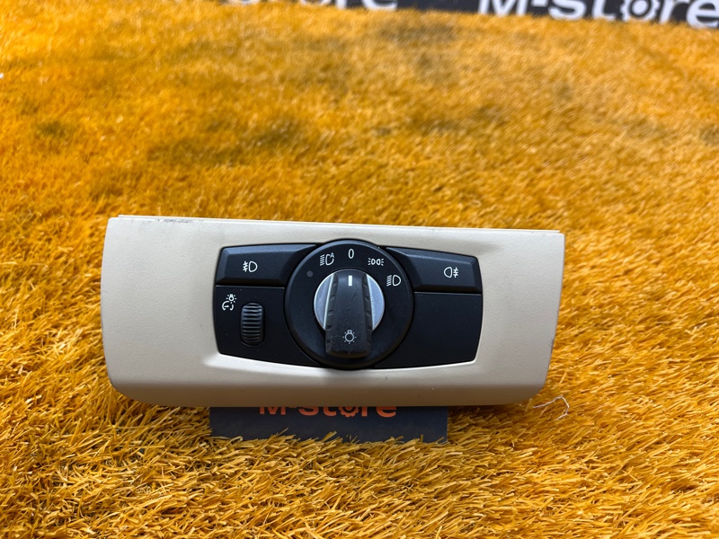 Переключатель света фар, 1000 рублей, Красноярск