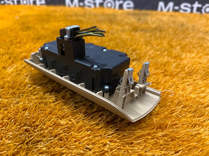 Переключатель света фар, 1000 рублей, Красноярск