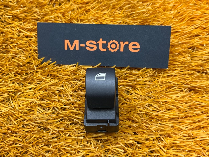 кнопка стеклоподъемника, 500 рублей, Красноярск