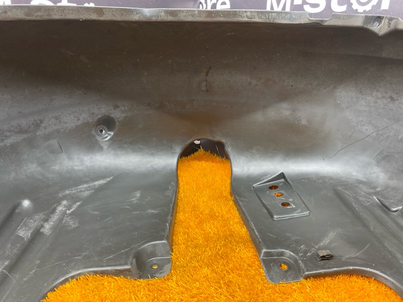 подкрылок, 700 рублей, Красноярск