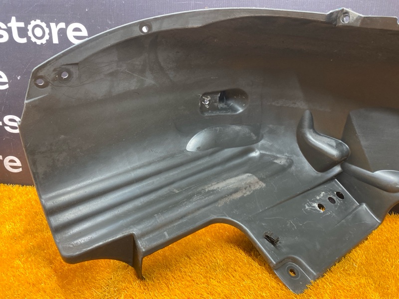 подкрылок, 500 рублей, Красноярск