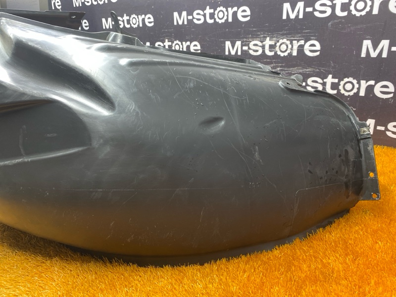 подкрылок, 500 рублей, Красноярск