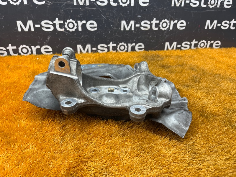 кулак поворотный, 500 рублей, Красноярск