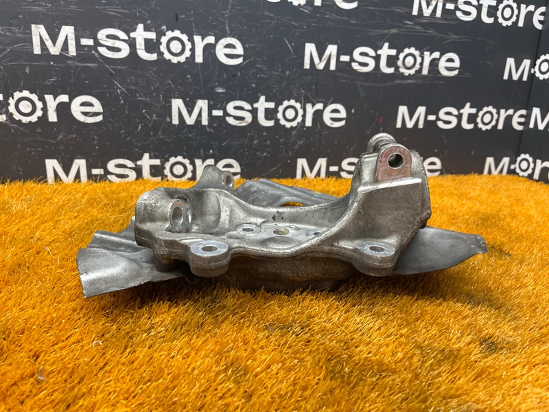 кулак поворотный, 500 рублей, Красноярск