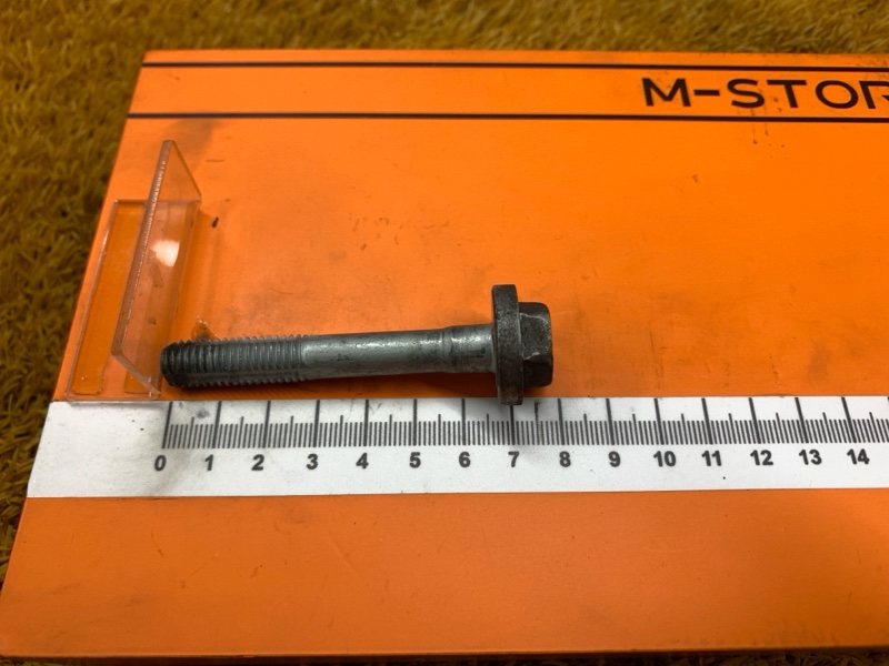 Болт развальный, 600 рублей, Красноярск