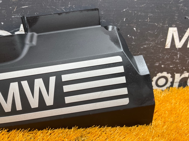 крышка двигателя, 1000 рублей, Красноярск