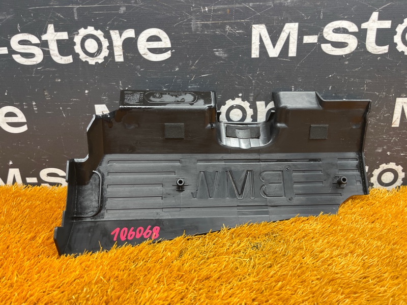 крышка двигателя, 1000 рублей, Красноярск