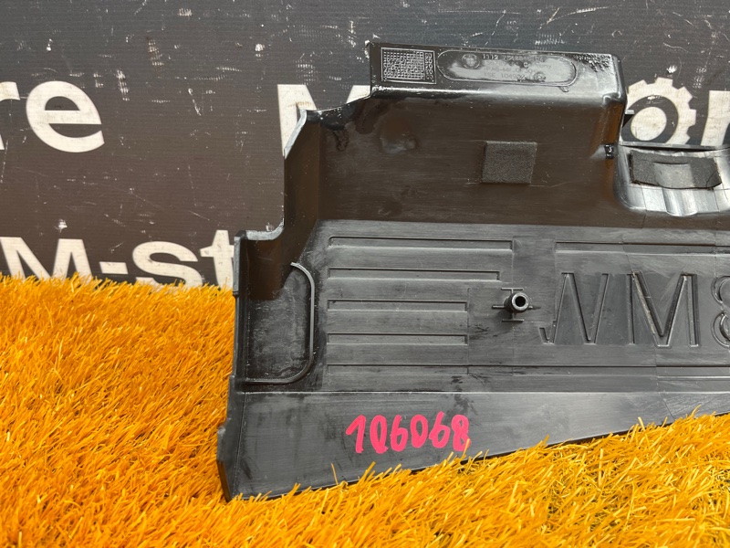 крышка двигателя, 1000 рублей, Красноярск