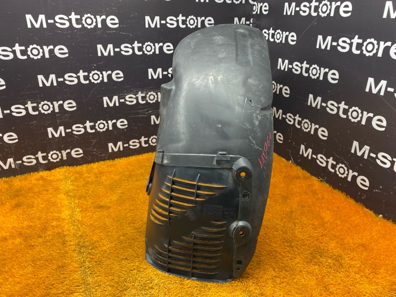 подкрылок, 300 рублей, Красноярск