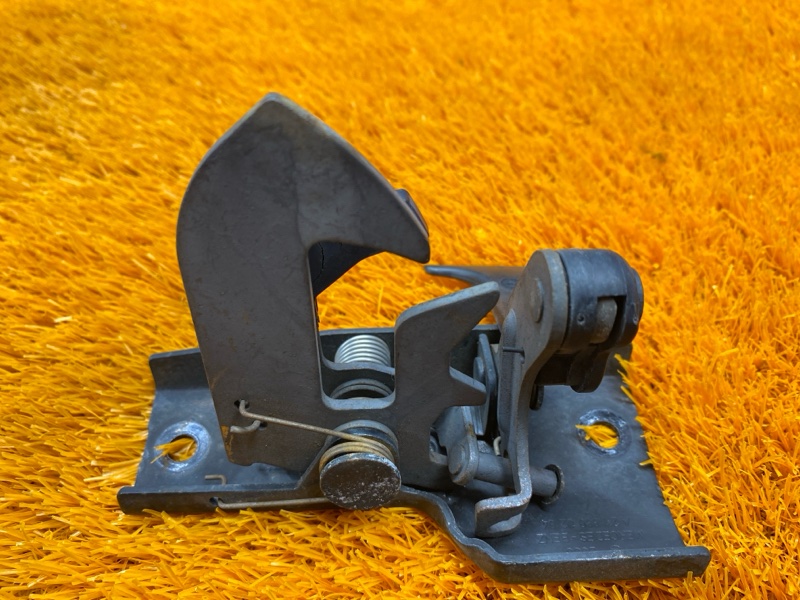 замок капота, 900 рублей, Красноярск