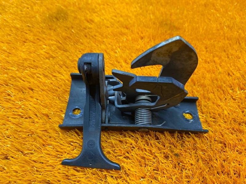 замок капота, 900 рублей, Красноярск