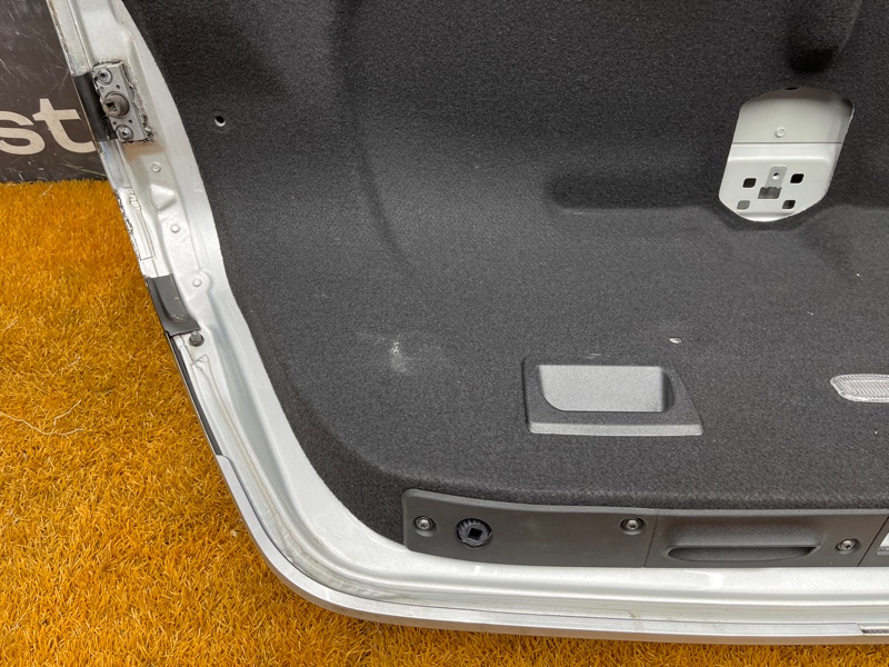 крышка багажника, 4500 рублей, Красноярск