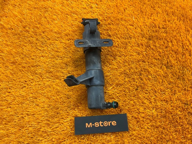 Форсунка омывателя фары, 1000 рублей, Красноярск