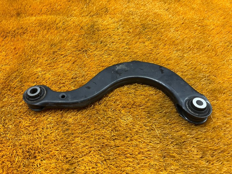 Рычаг подвески верхний, 1000 рублей, Красноярск