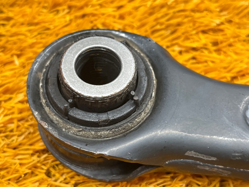 Рычаг подвески верхний, 1000 рублей, Красноярск