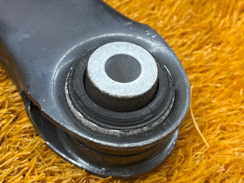 Рычаг подвески верхний, 1000 рублей, Красноярск