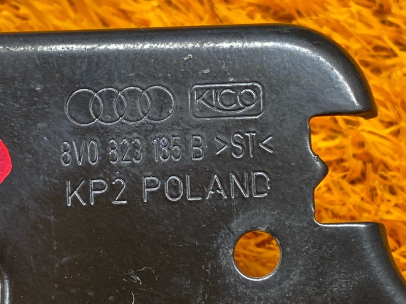 Петля замка капота, 1400 рублей, Красноярск