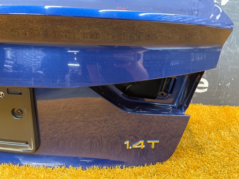 крышка багажника, 20000 рублей, Красноярск