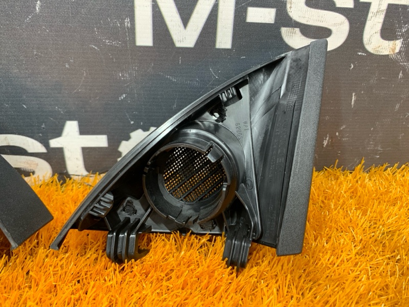 Уголок зеркала, 1000 рублей, Красноярск