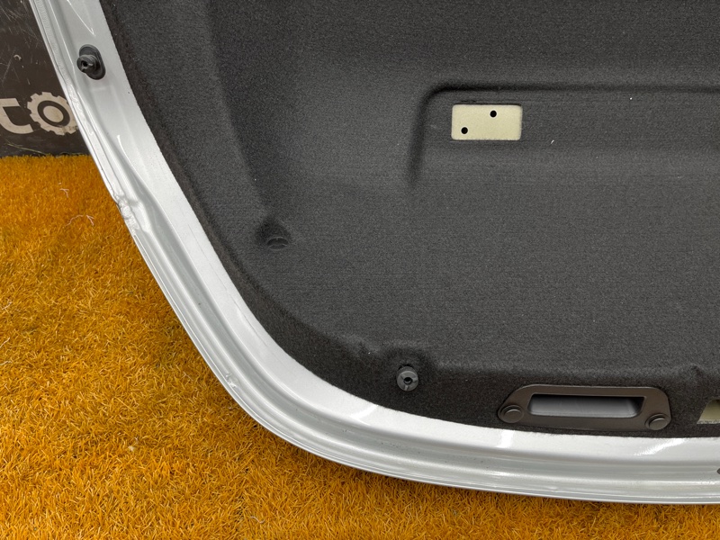 крышка багажника, 18000 рублей, Красноярск