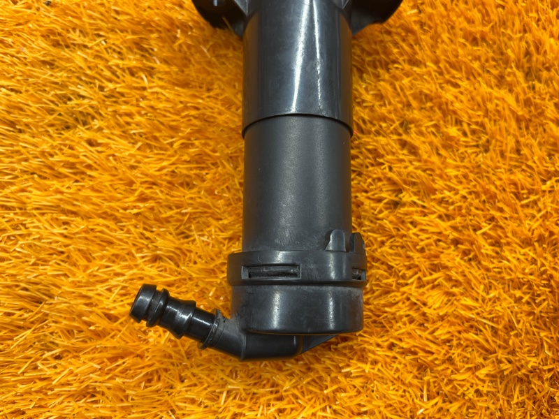 Форсунка омывателя фары, 1000 рублей, Красноярск