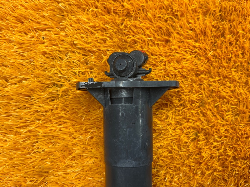 Форсунка омывателя фары, 1000 рублей, Красноярск