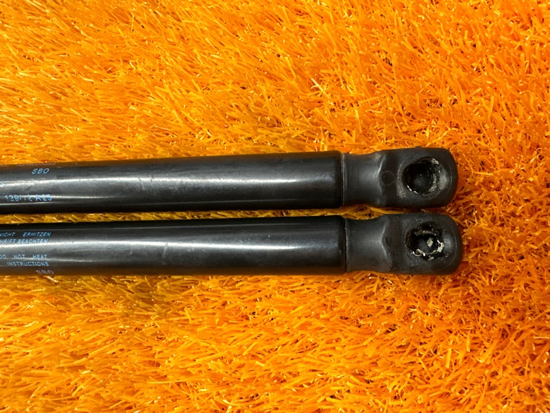 амортизатор капота, 1500 рублей, Красноярск