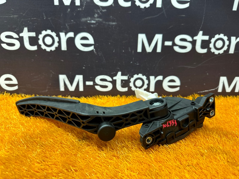 педаль газа, 500 рублей, Красноярск