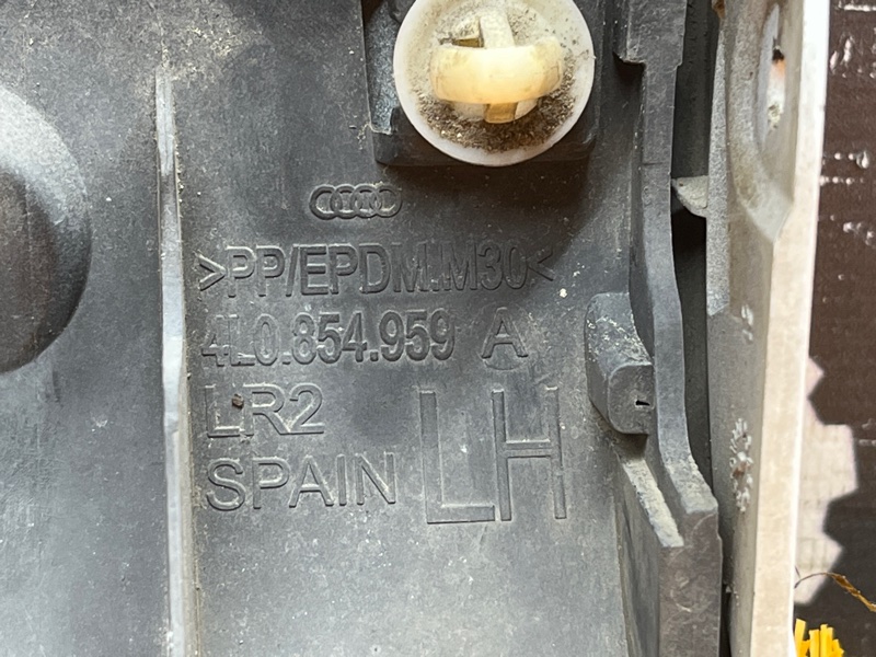 молдинг на крыло, 1800 рублей, Красноярск