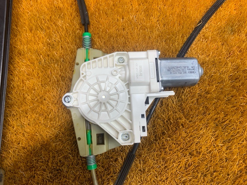 стеклоподъемник, 1000 рублей, Красноярск