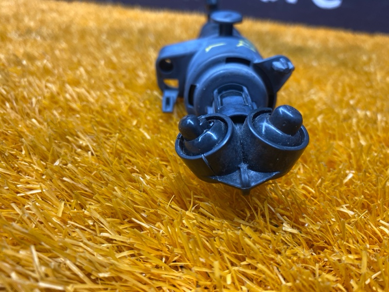 Форсунка омывателя фары, 1000 рублей, Красноярск