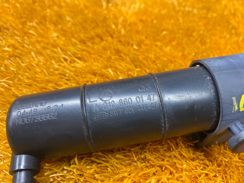 Форсунка омывателя фары, 1000 рублей, Красноярск