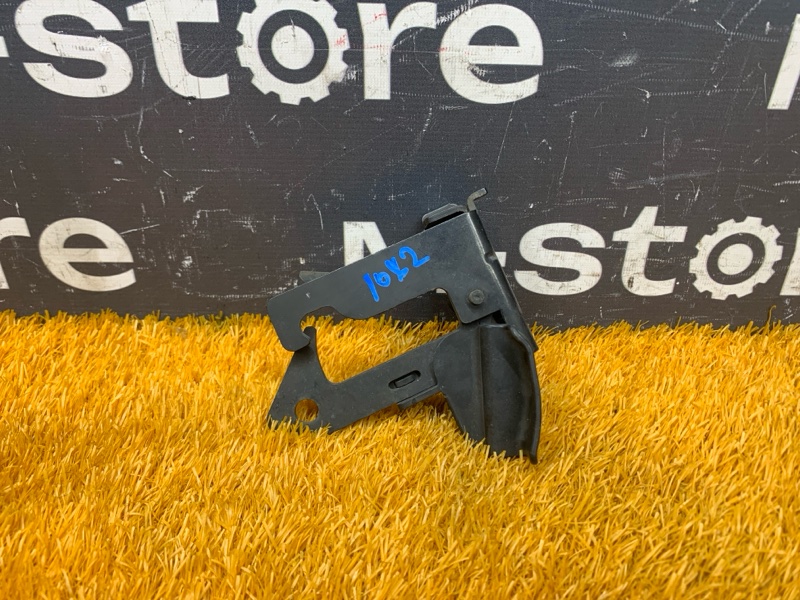 замок капота, 1000 рублей, Красноярск