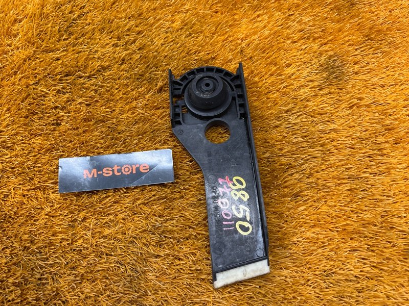 Кронштейн радиатора, 1000 рублей, Красноярск