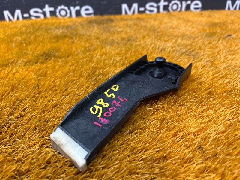 Кронштейн радиатора, 1000 рублей, Красноярск