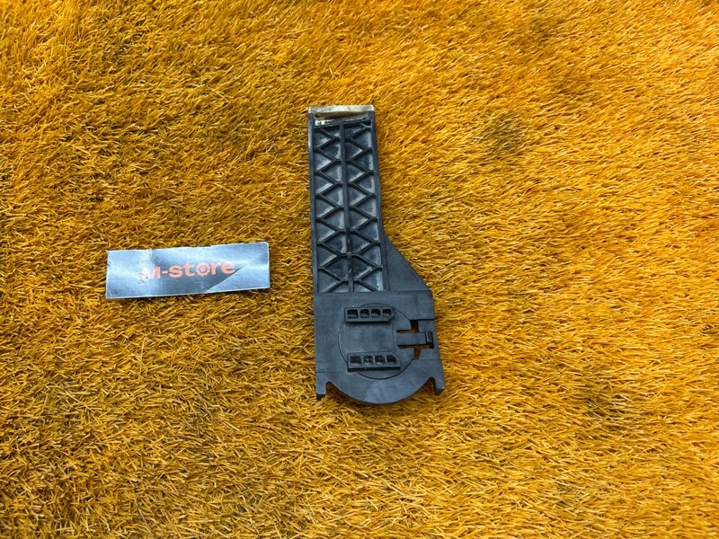 Кронштейн радиатора, 1000 рублей, Красноярск