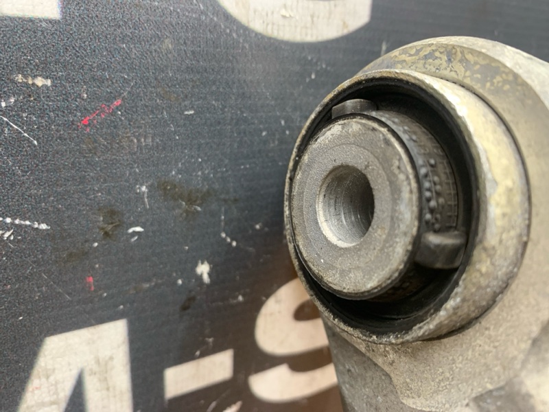 кулак поворотный, 7500 рублей, Красноярск