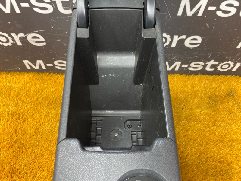 подлокотник, 4500 рублей, Красноярск