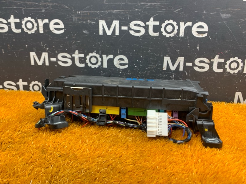 блок предохранителей, 2000 рублей, Красноярск