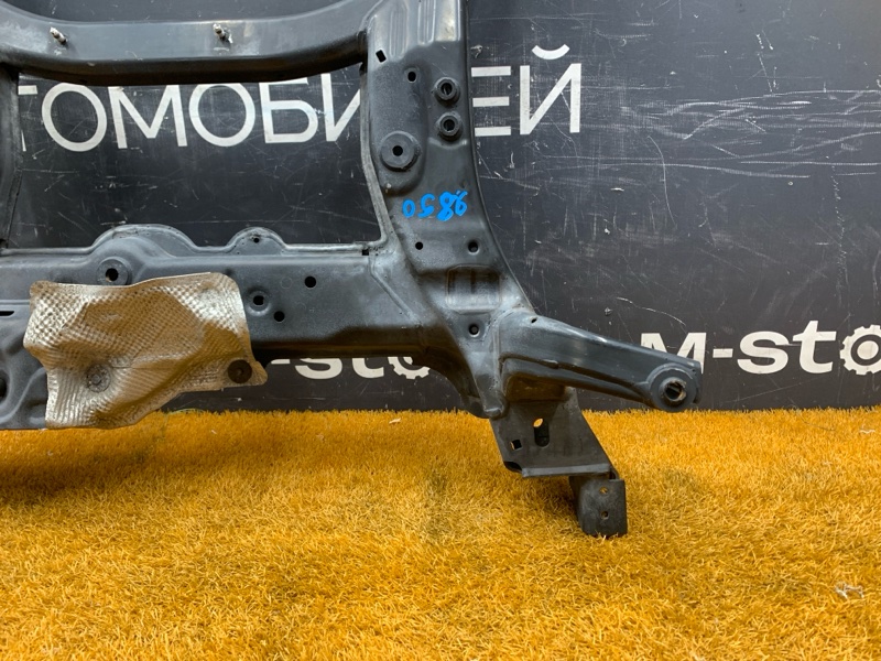 Балка поперечная (подрамник), 9000 рублей, Красноярск