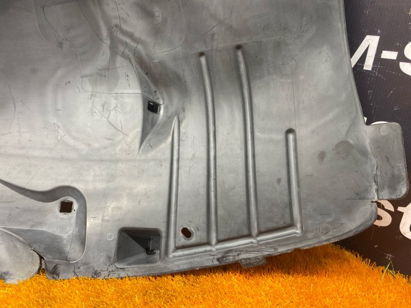 подкрылок, 1800 рублей, Красноярск