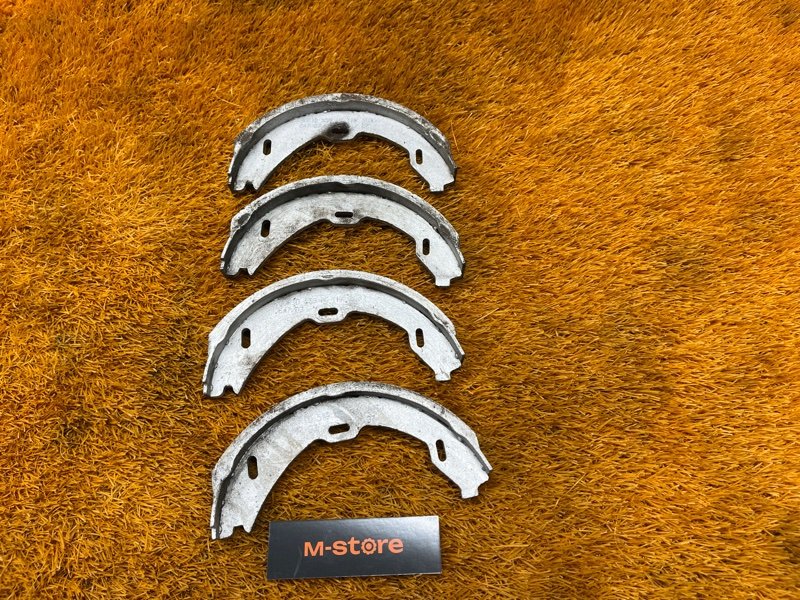 Колодки ручника, 1000 рублей, Красноярск