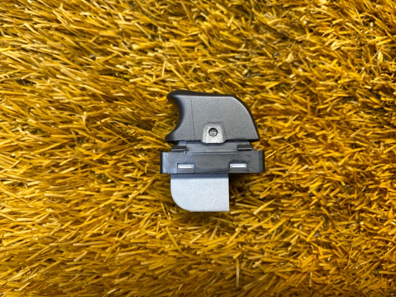 кнопка стеклоподъемника, 200 рублей, Красноярск