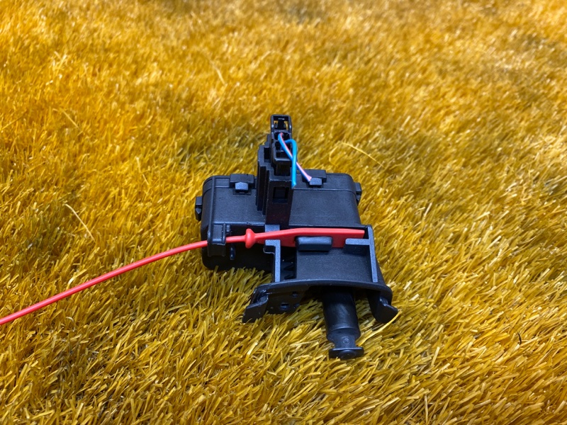 Замок лючка бензобака, 990 рублей, Красноярск