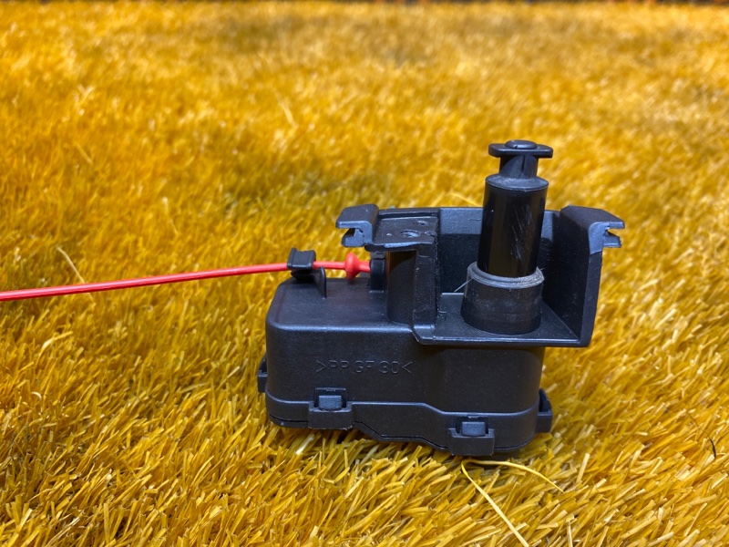 Замок лючка бензобака, 990 рублей, Красноярск