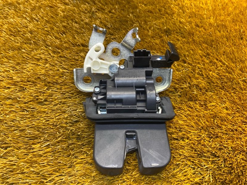 замок багажника, 1000 рублей, Красноярск